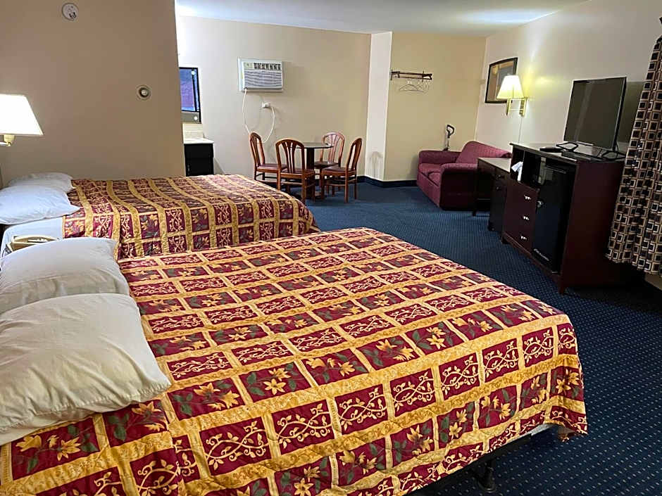 American Inn & Suites – La Grange, IL
