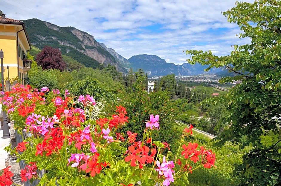 Hotel al Dòs - Breakfast & Private SPA