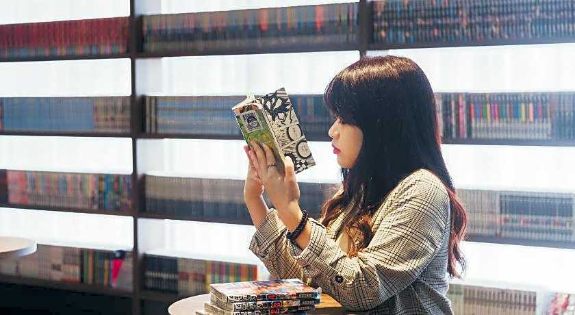 Quintessa Hotel Kokura Comic & Books