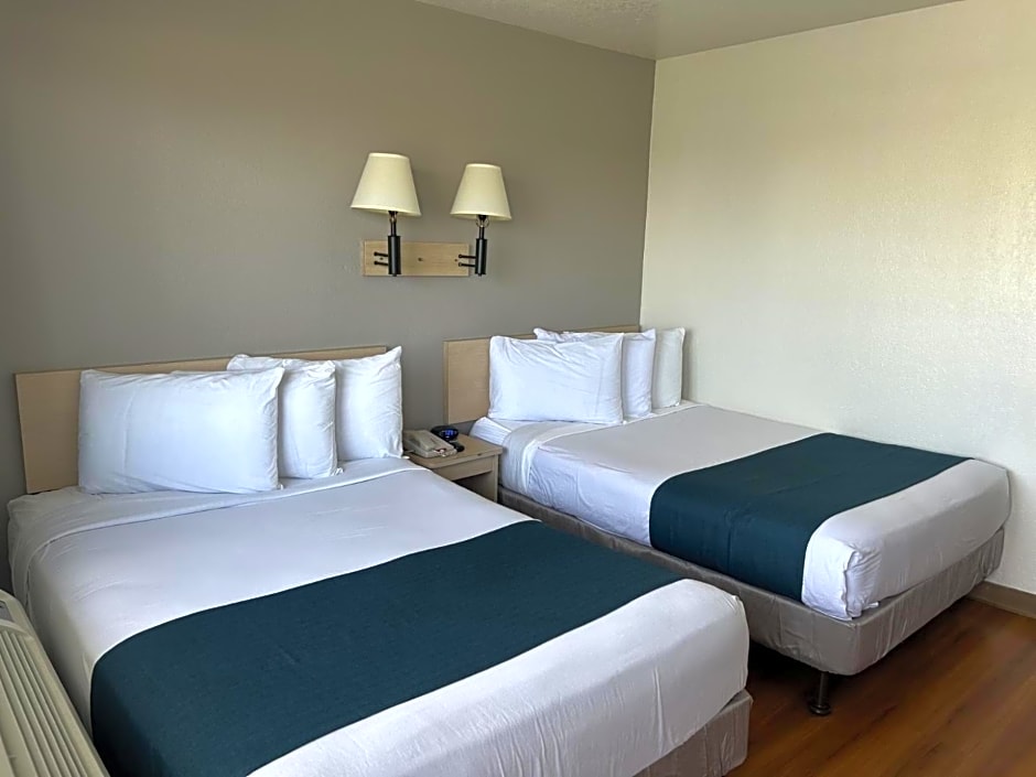 Motel 6-Stanton, CA