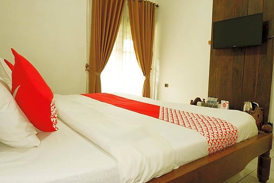 Hotel O Cemara's Homestay