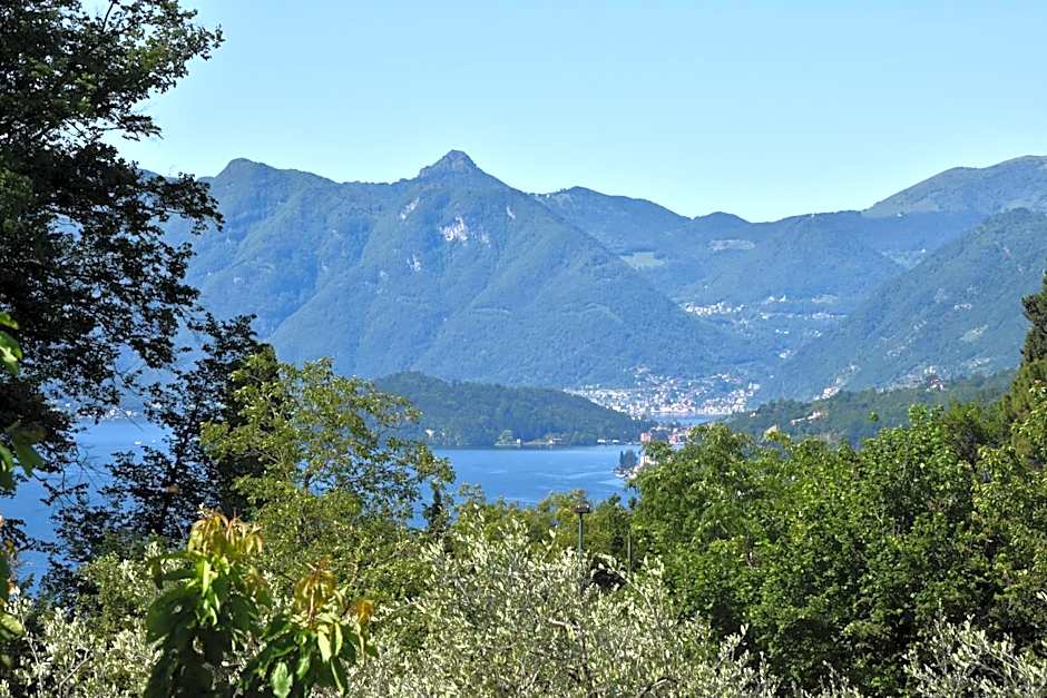 Hotel Diffuso Il Portichetto sulla collina a Vezio Perledo