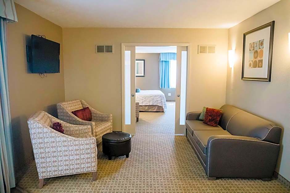 Eastland Suites Hotel & Conference Ctr, Trademark by Wyndham