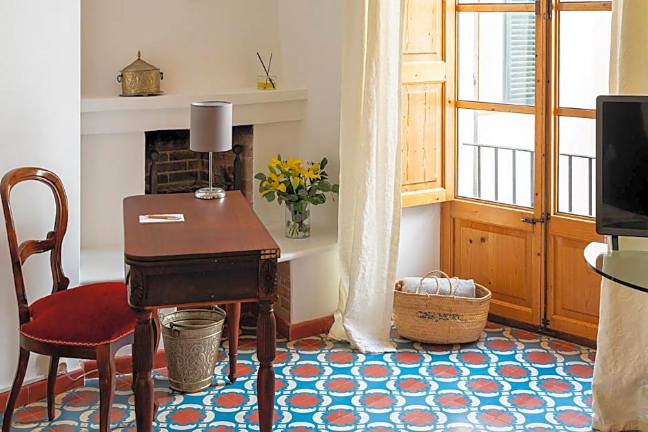 Ca's Xorc - Luxury Retreat & Restaurant