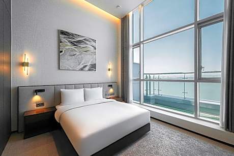 Gold Suite