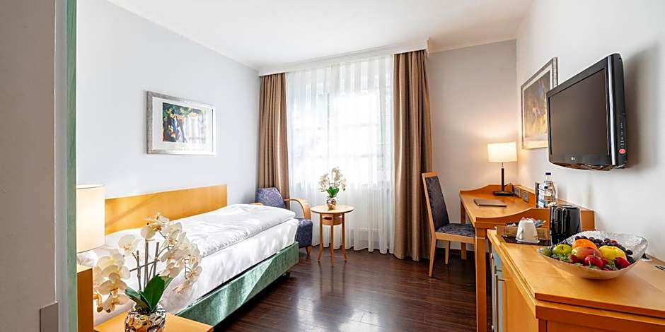 Best Western Hotel Schmoeker-Hof