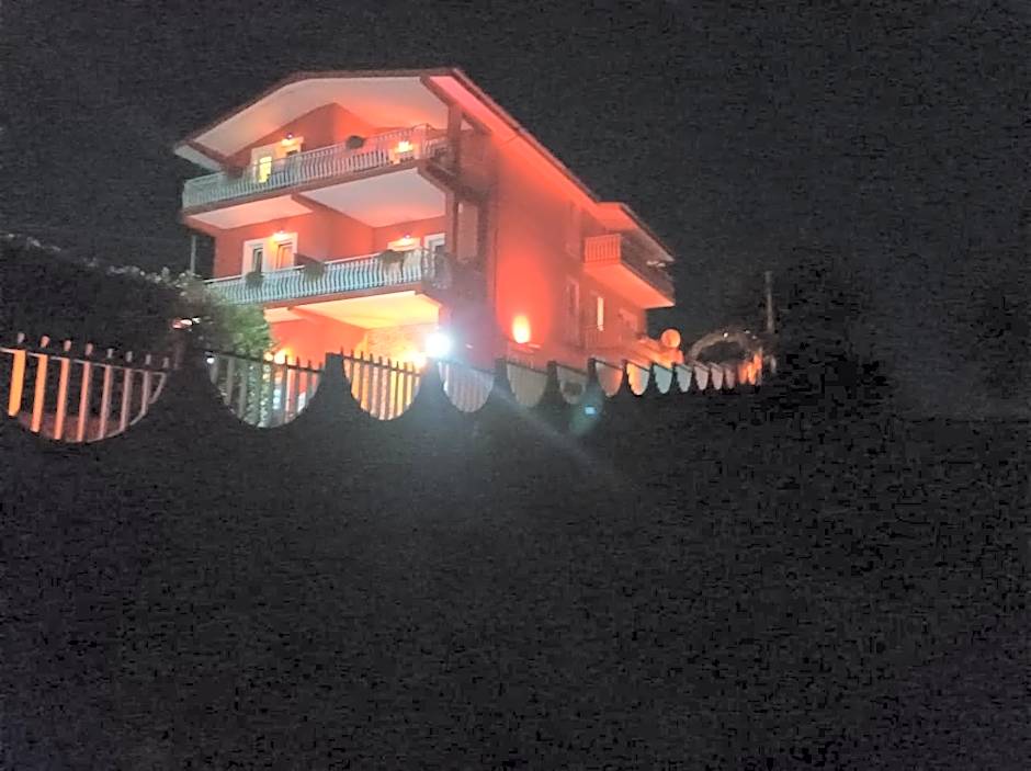 Hotel magnolia 1000 mt dal casello