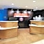 Courtyard by Marriott Grand Rapids Airport