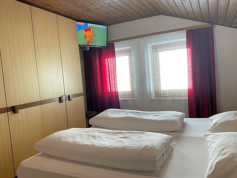 Alpenblick Bed & Breakfast