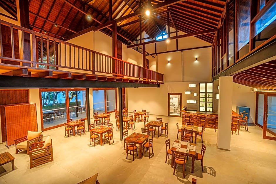 R Degrees Ambalangoda