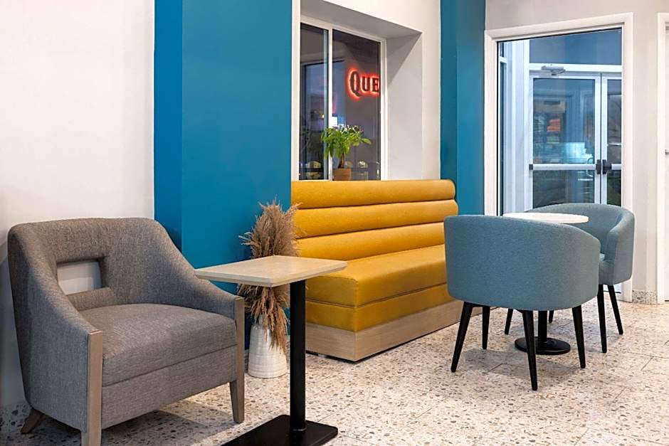 The Vibes Hotel, Trademark Collection by Wyndham