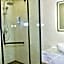 Guangzhou Longjin Hotel (Ximenkou Subway Station, Shangxiajiu Pedestrian Street)