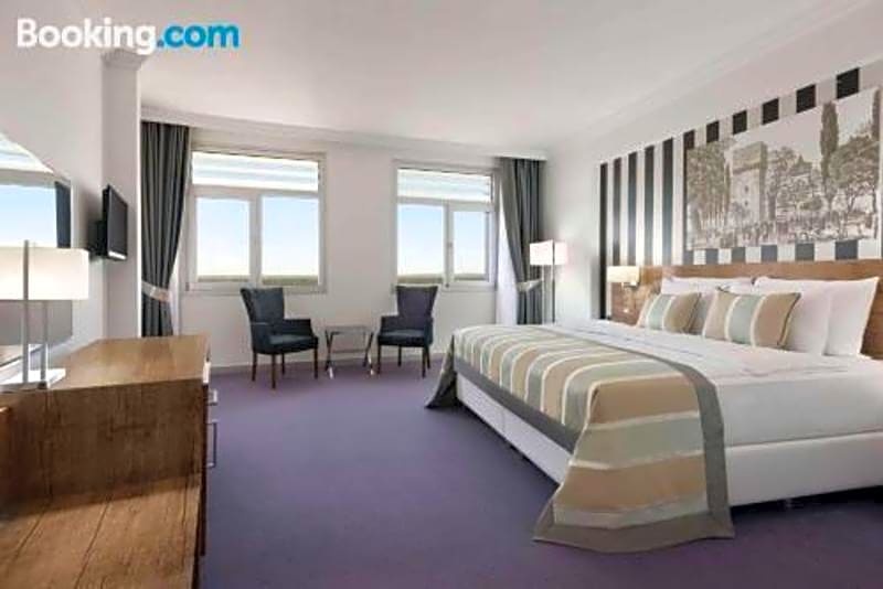 Ramada Hotel and Suites Edirne