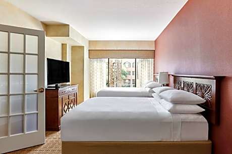 One-Bedroom 2 Double Bed Suite