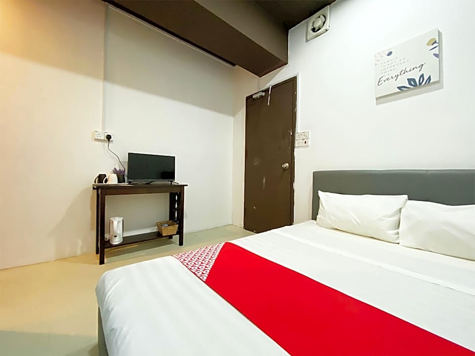 OYO 89398 Doorbellz