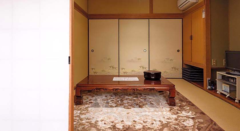 Yufuin Onsen Ryokan Jinnouchi