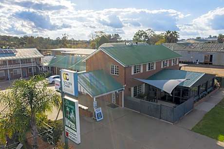 The Crossing Motel