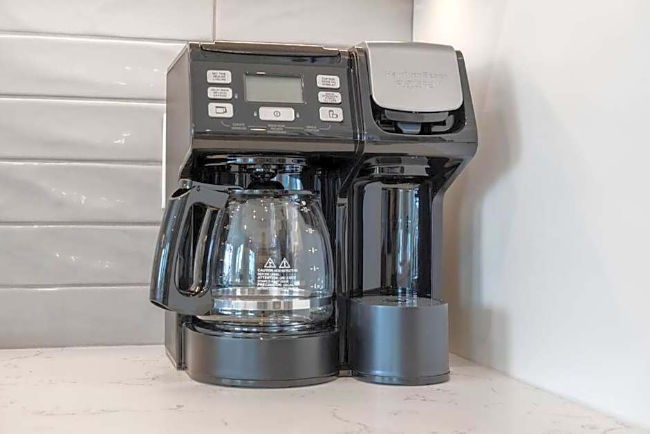 Luxury-4bed with AC-86"TV-BrandNew in Cranston, Calgary