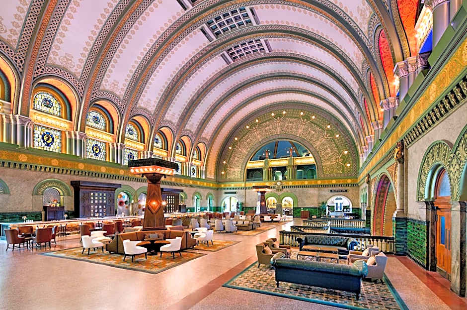 St Louis Union Station Hotel Curio Collection by Hilton