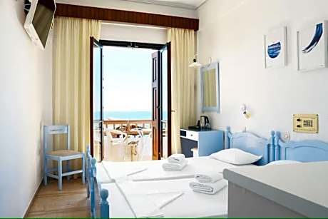 Double or Twin Room with Sea View