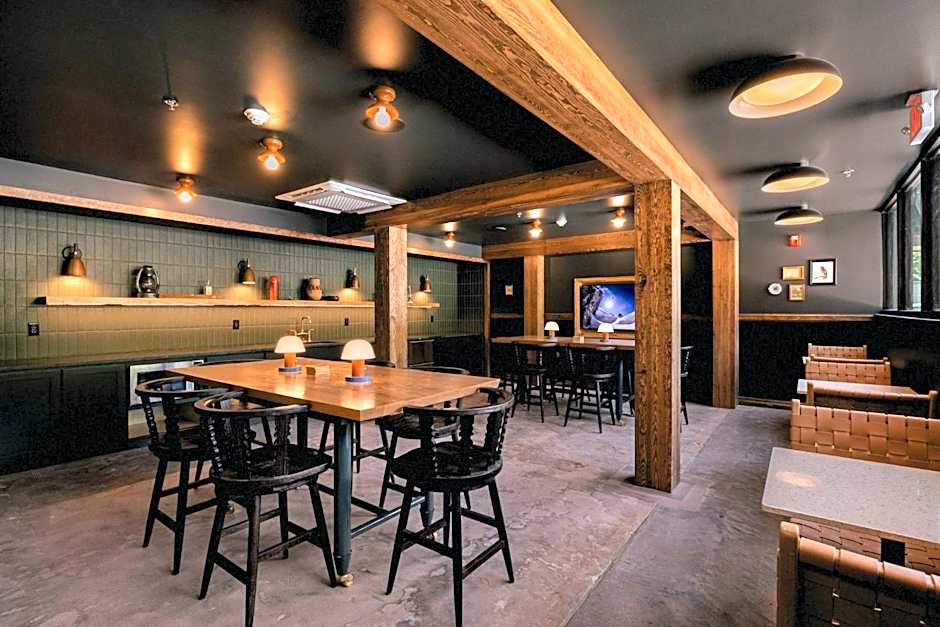 The Ozarker Lodge