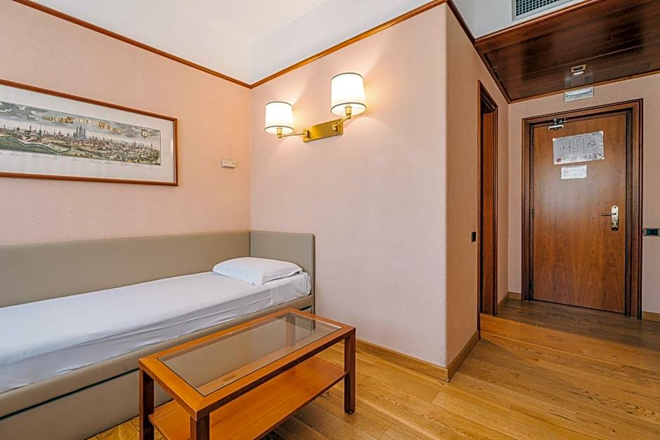 Crystal Hotel Varese