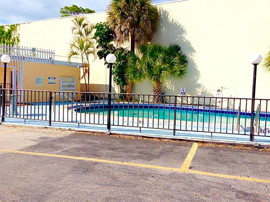 Cadillac Motel
