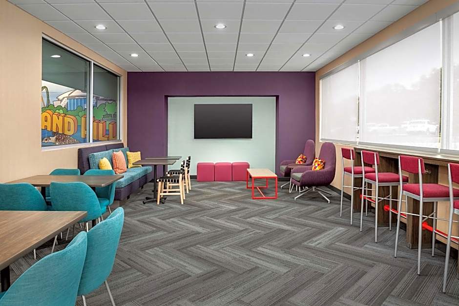 Tru by Hilton North Richland Hills DFW West