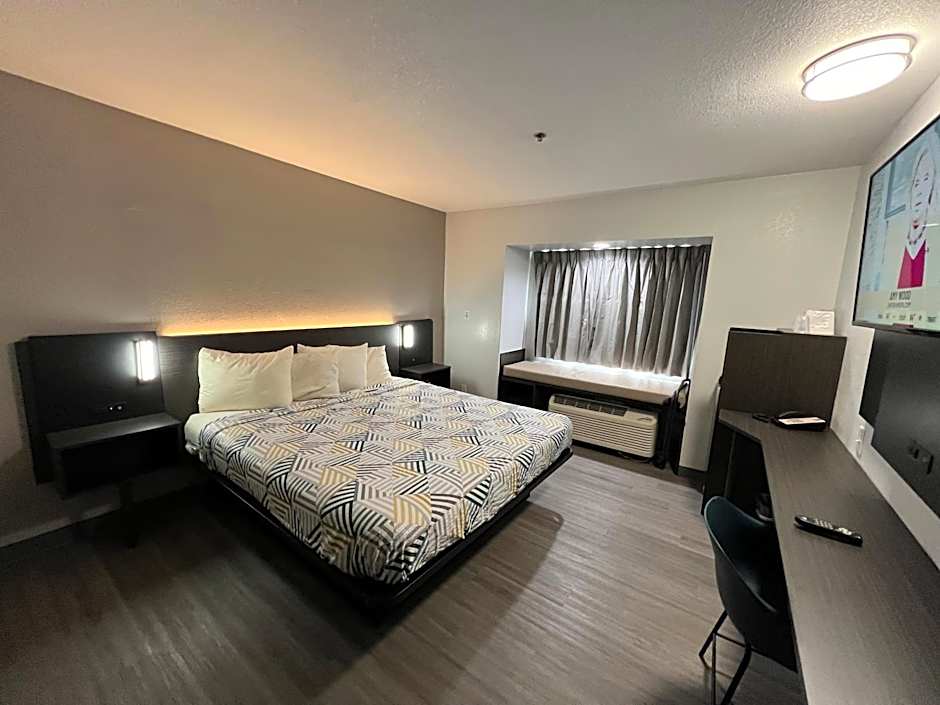 Motel 6-Simpsonville, SC - Greenville