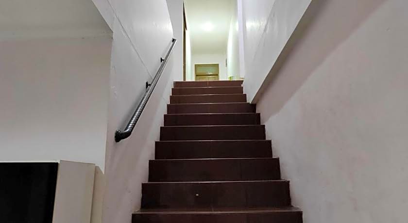 Hotel O Penginapan Noval