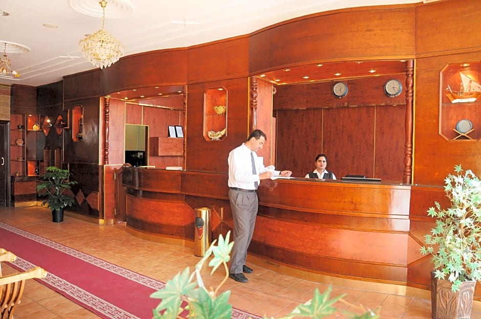 Arinza Tower Quality Suites