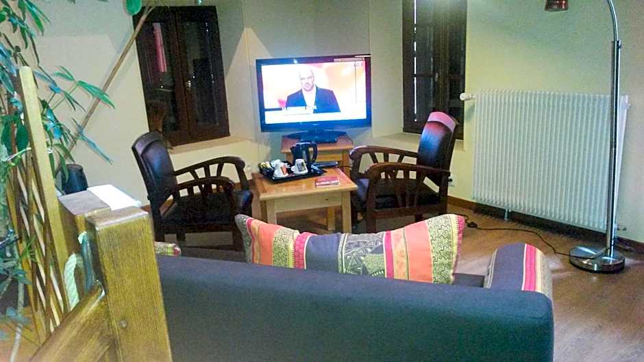 Auberge de la Petite Ferme, Super-Besse Est, The Originals Relais