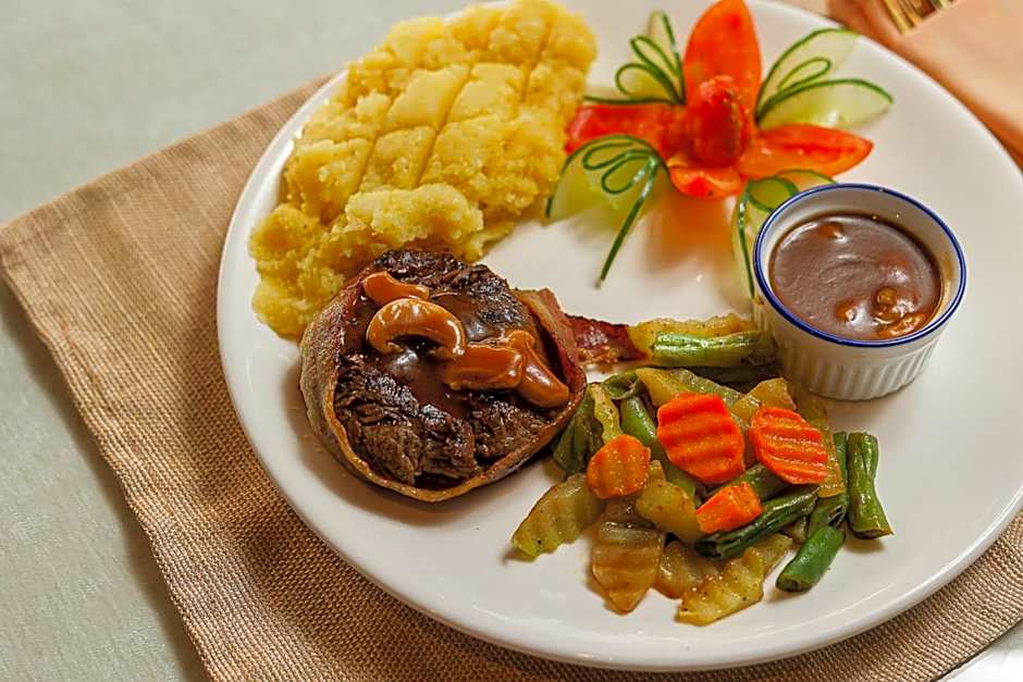 Kingswick Residences & Lodge