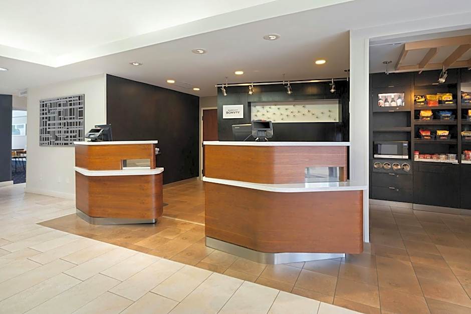 Courtyard by Marriott Tampa North/I-75 Fletcher