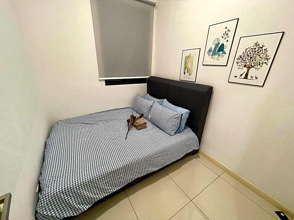 Icon City 8Pax SunwayPyramid & Lagoon CityView