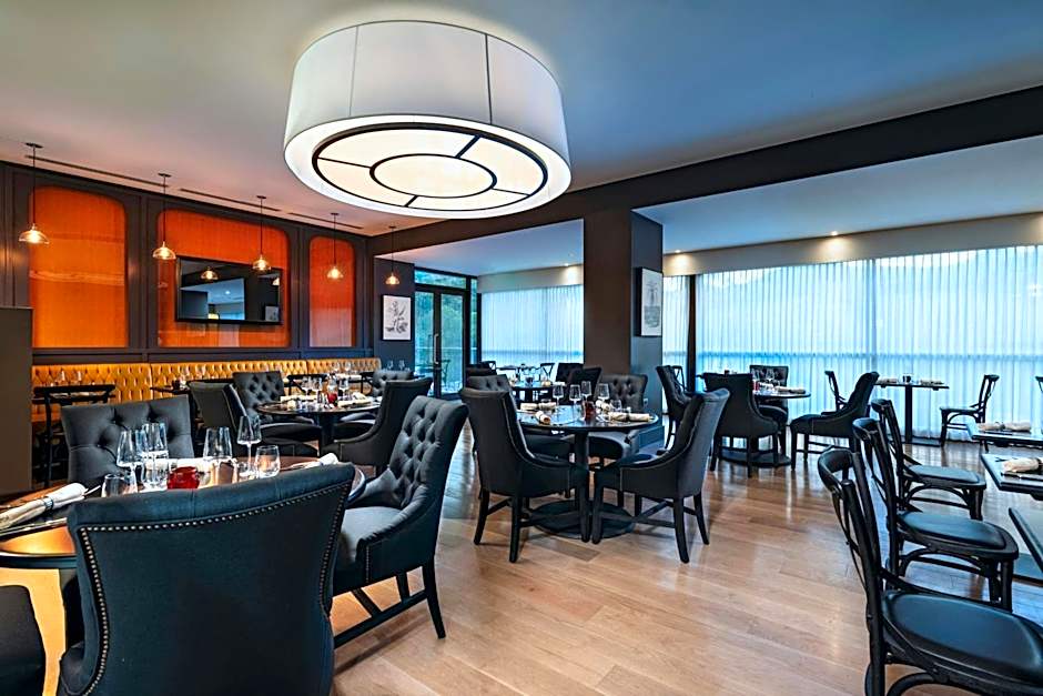 The BRIX Autograph Collection