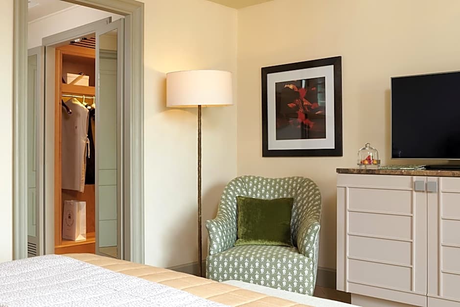 Hotel Savoy