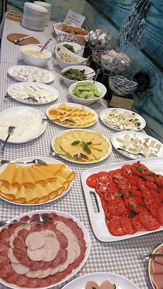 OW Krakus I - pokoje i domki