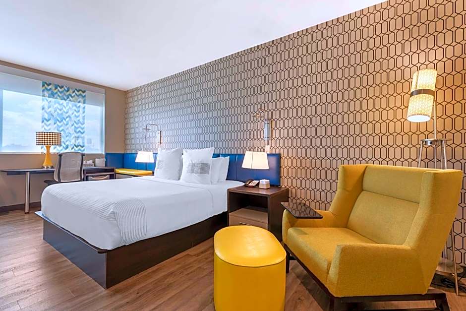 GLo Best Western Dallas South DeSoto