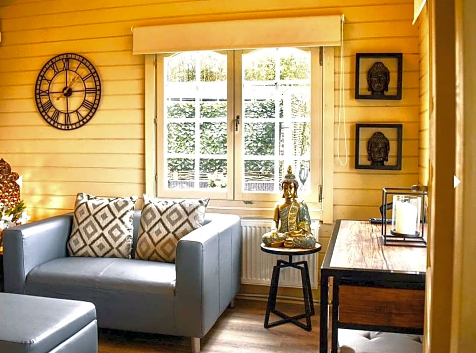 The Retreat Log Cabin