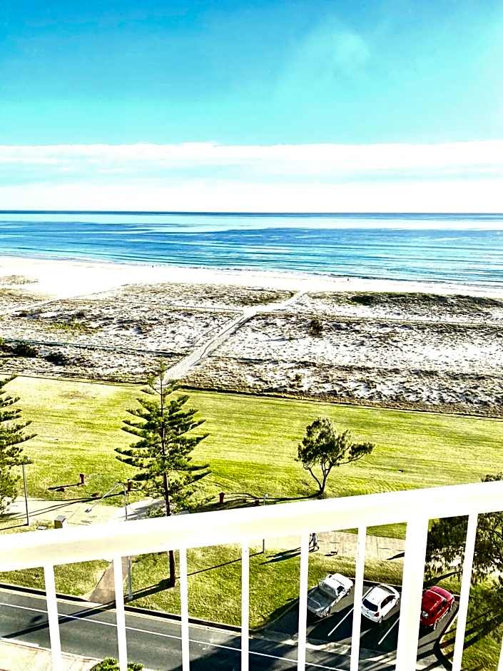 Meridian Tower Kirra Beach