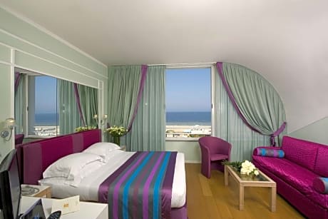 Junior Suite (2 Adults)