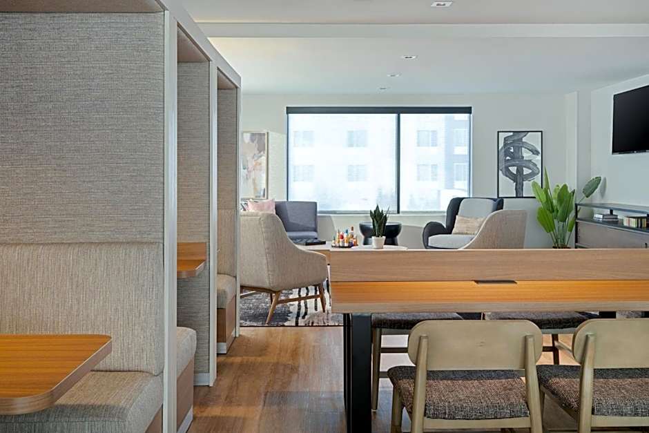Atwell Suites Kansas City Airport By IHG
