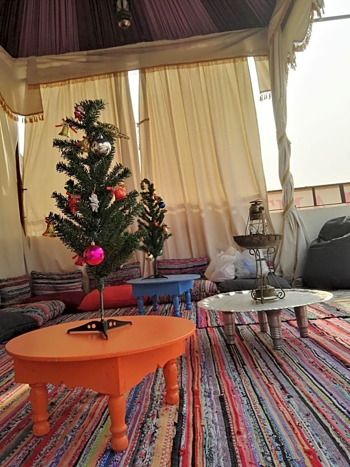 Atlantis Pyramids Inn