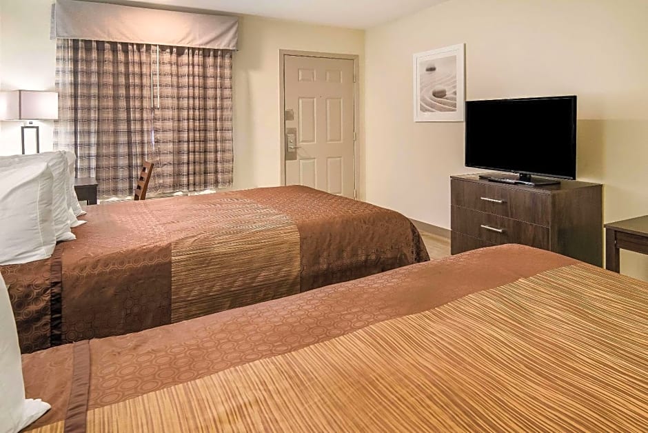 Quality Inn & Suites Dallas-Cityplace