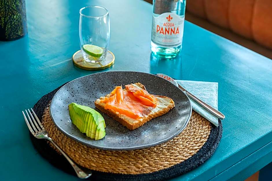 Maison 66, Riviera Hotels