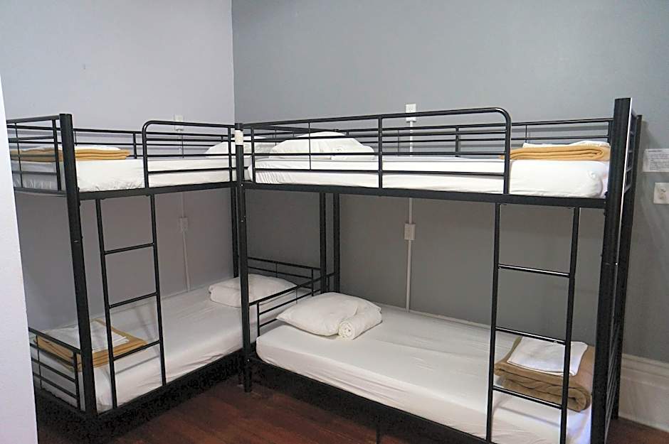 Auberge Nouvelle Orleans Hostel