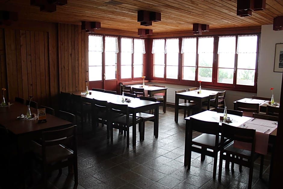 Hotel Posthaus Urigen