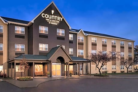 Country Inn & Suites by Radisson, Dakota Dunes, SD
