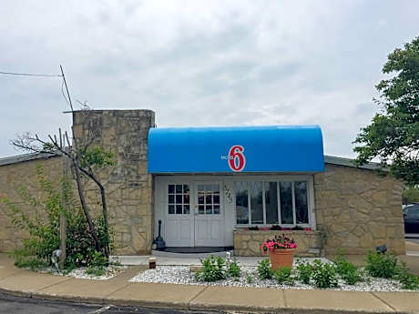 Motel 6-Hamburg, NY